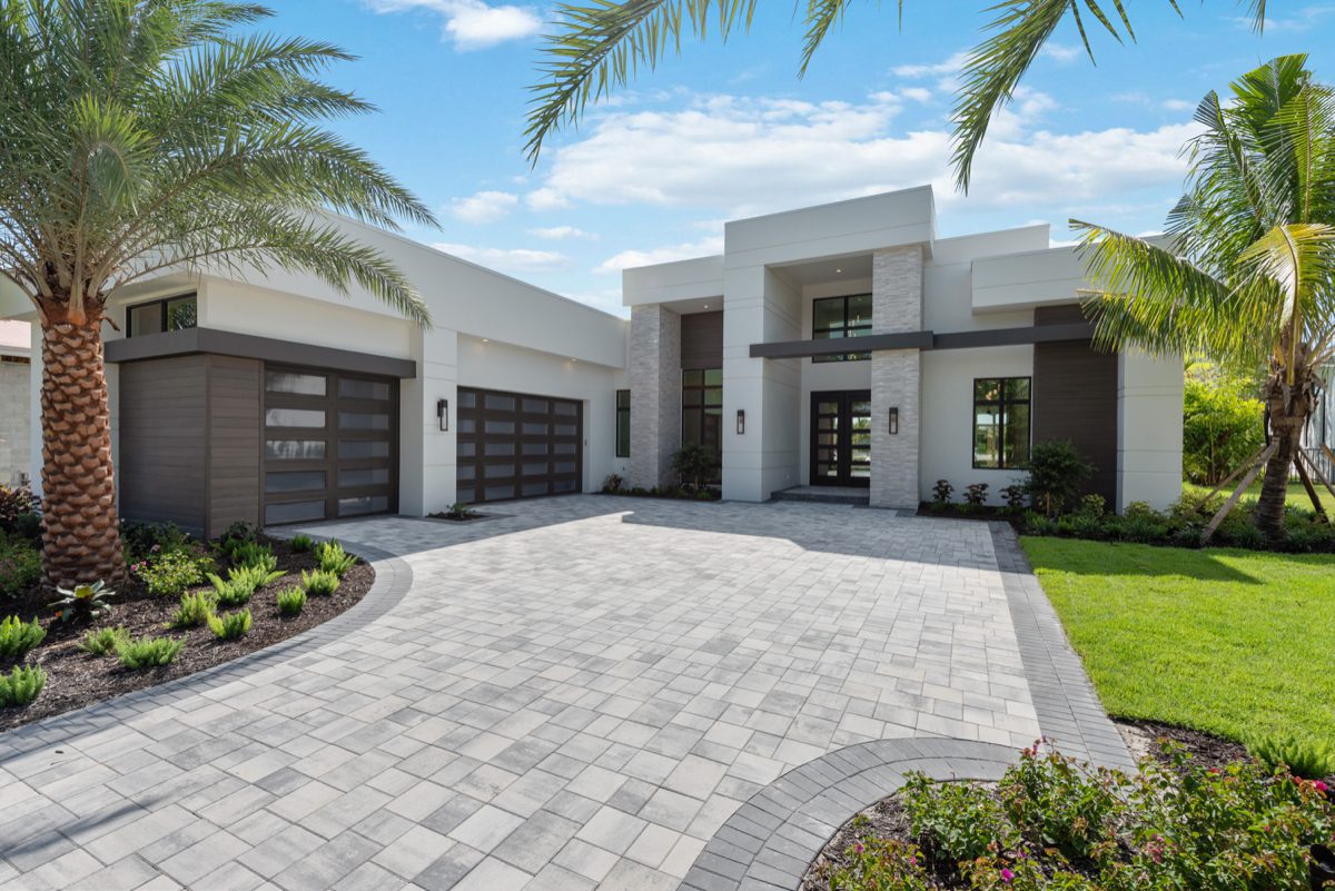 Seagate Building Custom Home             Near Estero