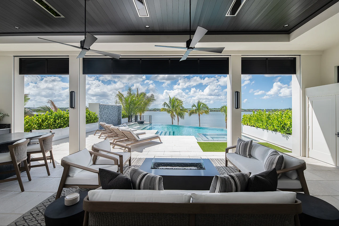 Miromar Lakes Prkwy_OutdoorLiving