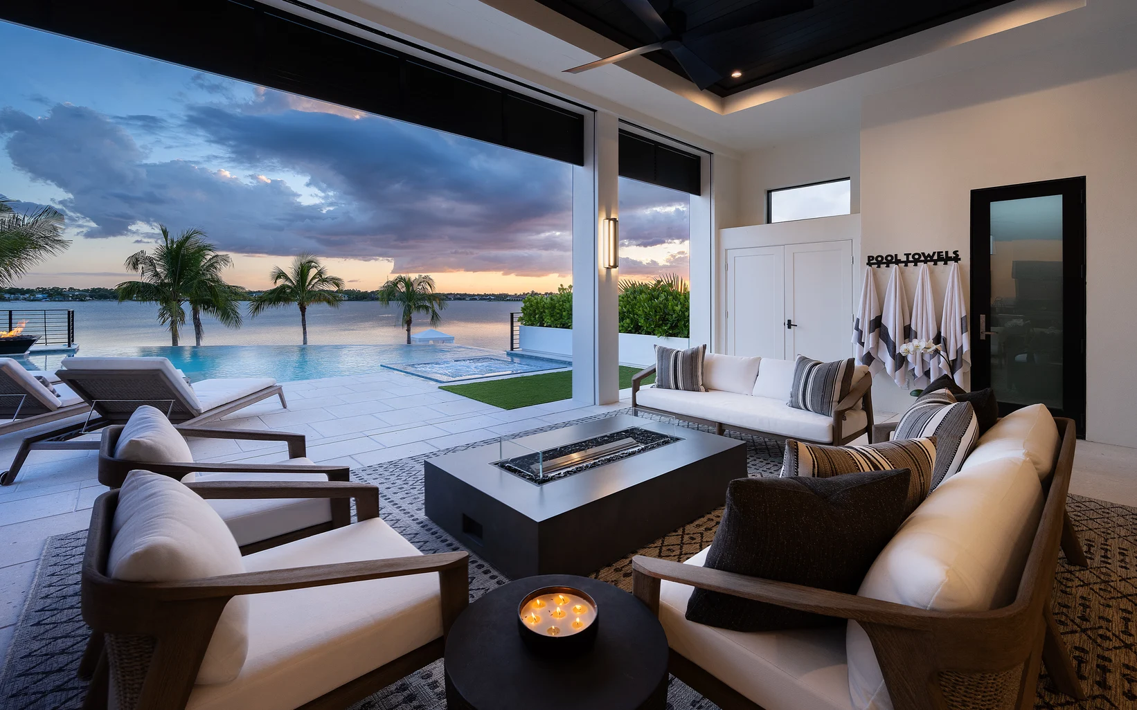 Outdoor Lanai with pool
